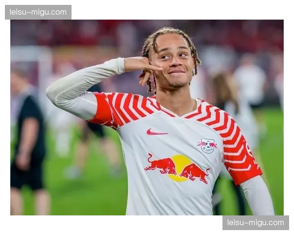 荷兰队哈维西蒙斯替补待命，科曼锋线轮换考察球员状态